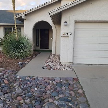 Quiet Neighborhood Off La Canada Tucson Buitenkant foto